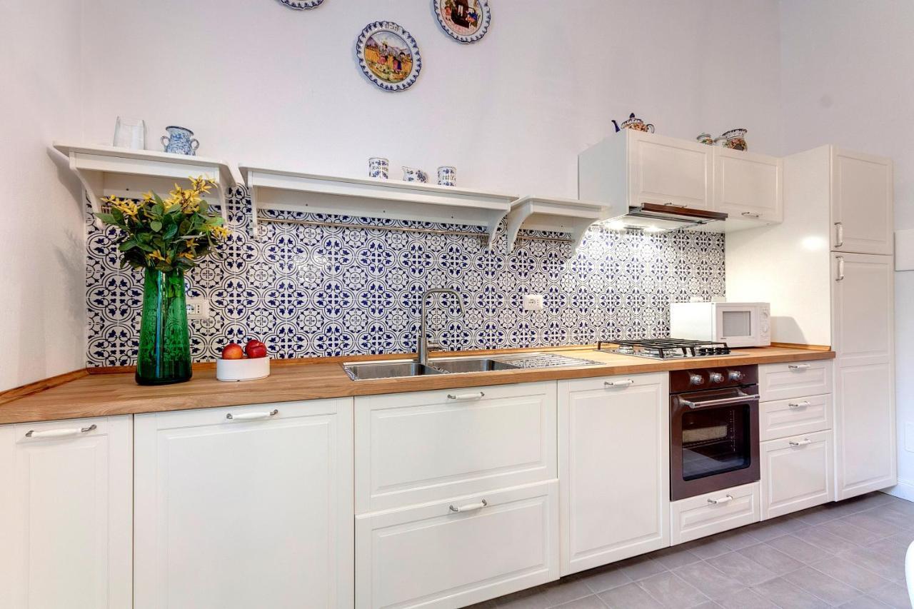 Leopoldo Apartment By Mamo Florence Luaran gambar